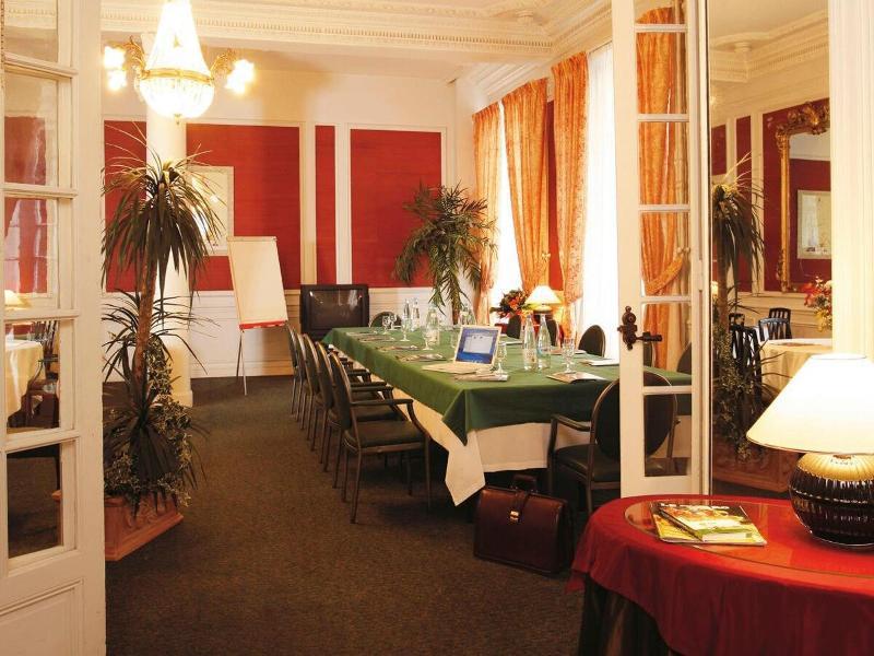 Logis Le Midland Hotel Vichy Bagian luar foto
