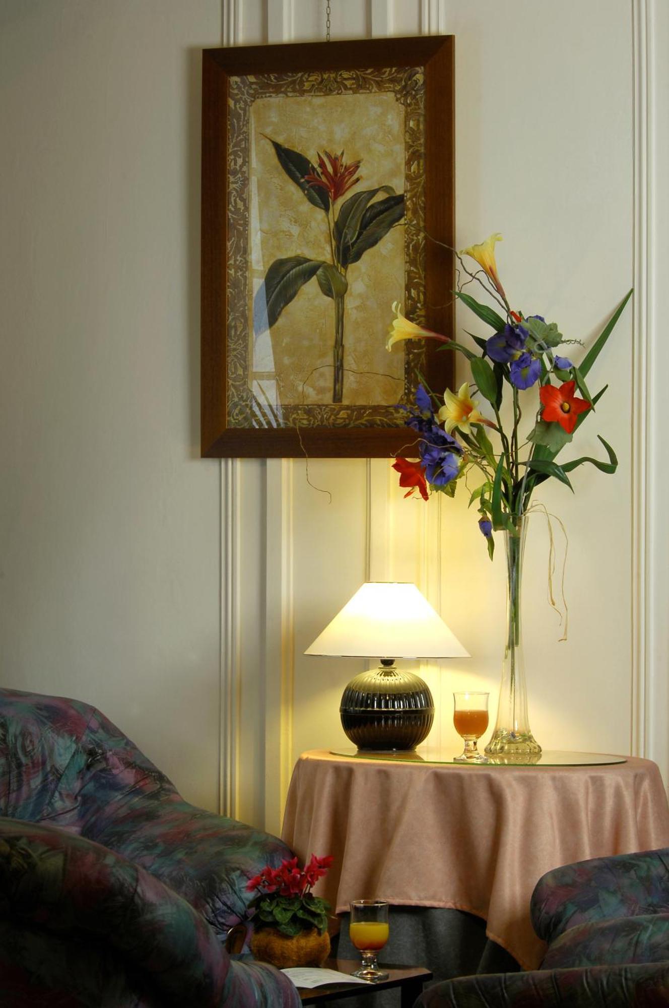 Logis Le Midland Hotel Vichy Bagian luar foto