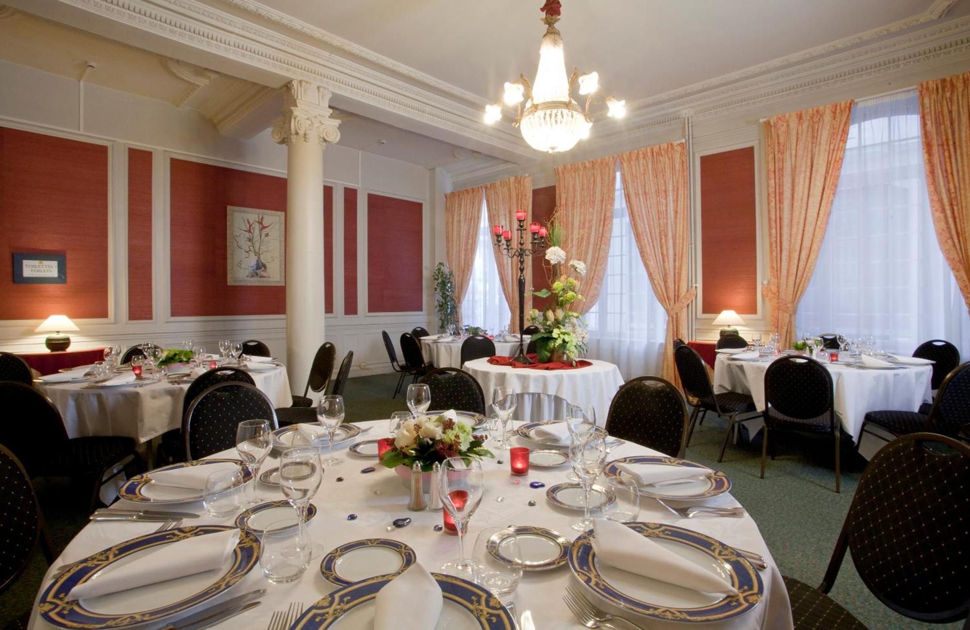 Logis Le Midland Hotel Vichy Bagian luar foto
