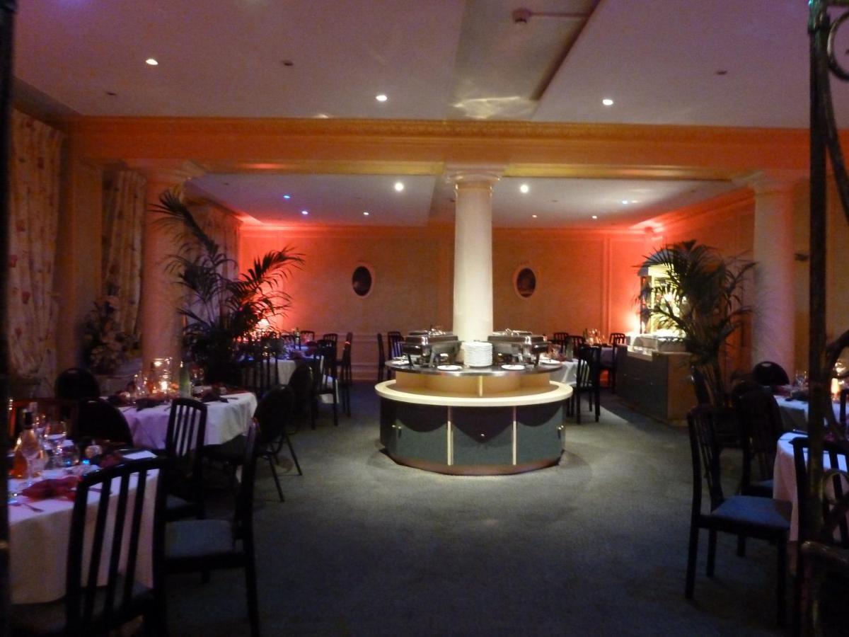 Logis Le Midland Hotel Vichy Bagian luar foto
